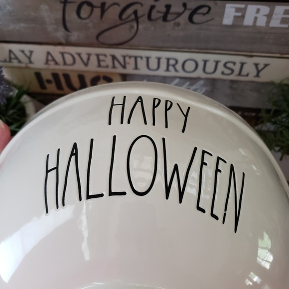 Rae Dunn Ceramic HAPPY HALLOWEEN Large Bowl - Picture 3 of 6
